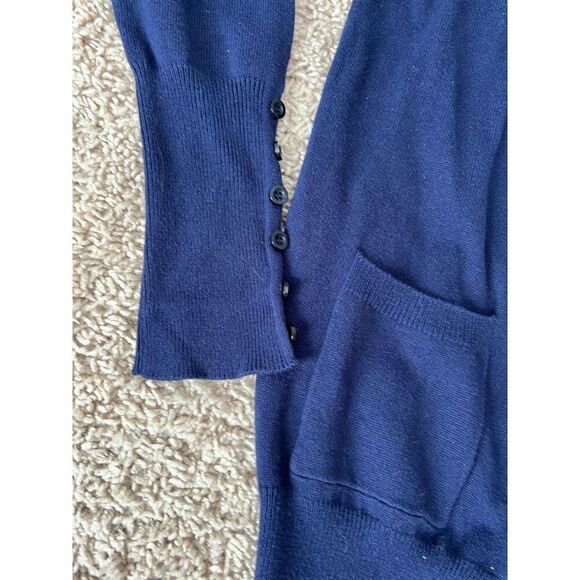 Forever21 Button Sweater Cardigan Double Pocket - Picture 3 of 3